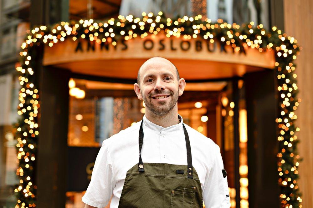 Daniel Slakter tycker att Hyre är ett smidigt sätt att lösa transportbehovet under högsäsong.