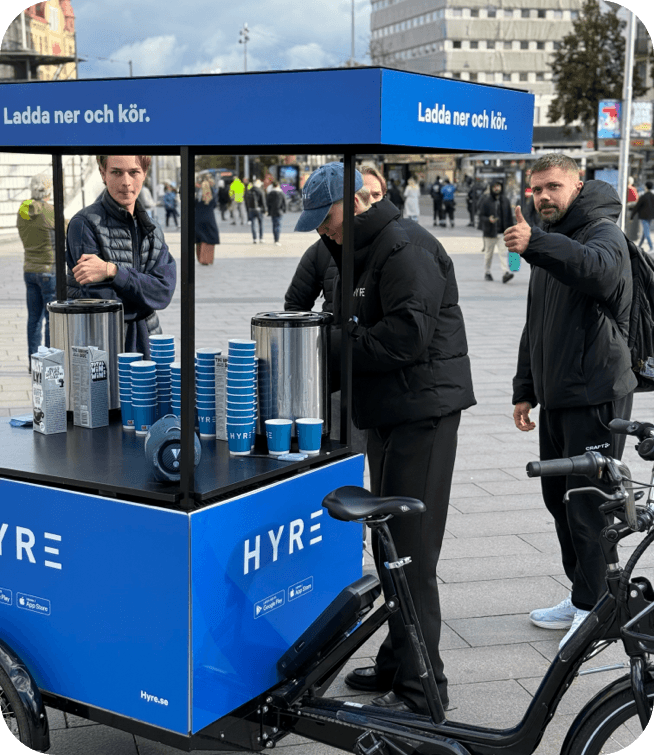 Brand on Wheels eventcyklar får företag en möjlighet att komma närmre folk på väg till eller från jobbet.